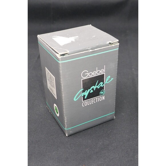 Goebel MJ Hummel Apple Tree Girl Frosted Glass Figurine - Picture 9 of 11